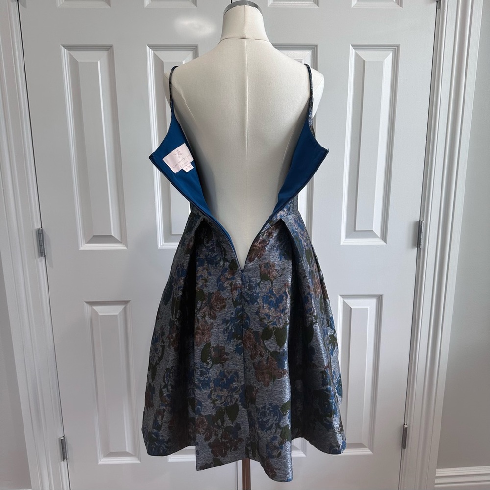 Gal Meets Glam Blue Dark Rose Gold Pleated Spaghetti Strap Cocktail Dress Size 0 - Picture 7 of 12